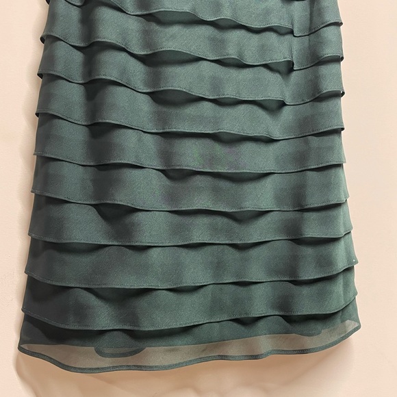 NWT SL Fashions Chiffon Shutter Dress w. Ruffle - GORGEOUS Hunter Green - Picture 8 of 10
